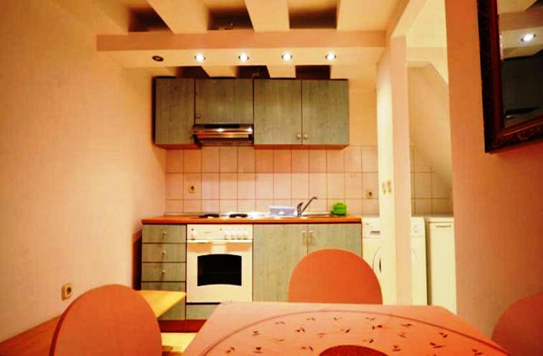 Excelsior Apartments Ρόβινι Εξωτερικό φωτογραφία