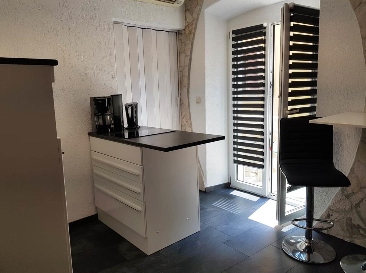 Excelsior Apartments Ρόβινι Εξωτερικό φωτογραφία